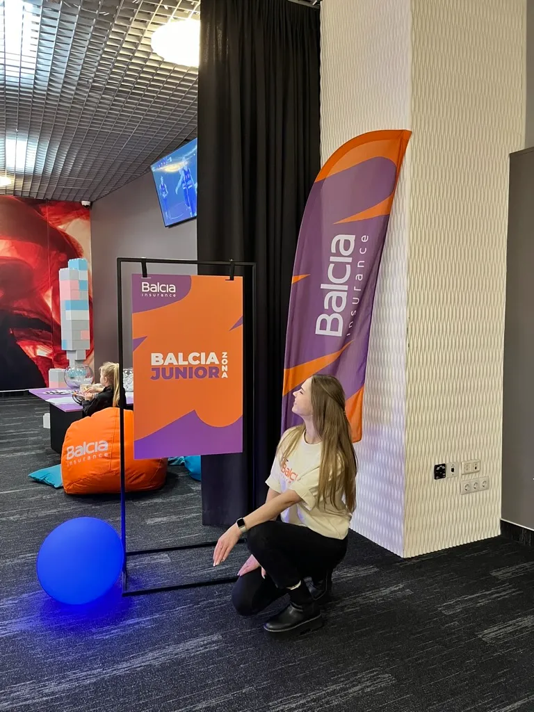 5B428084-4FDF-4ECB-86D7-A299FD5A8364_1_105_c