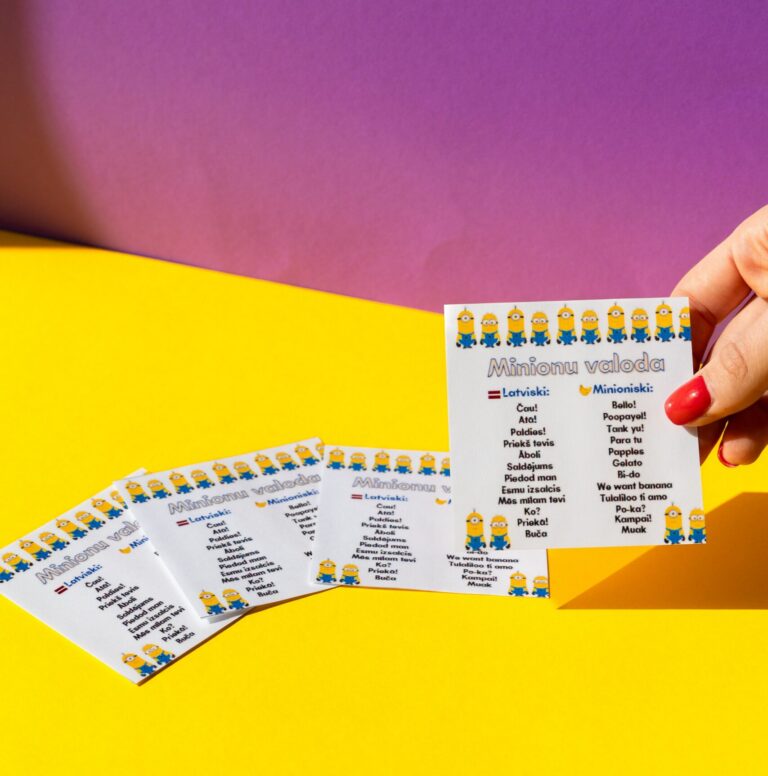 Minionu valodas kartiņas