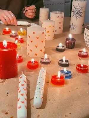 Sveču apgleznošana ar sveķiem_